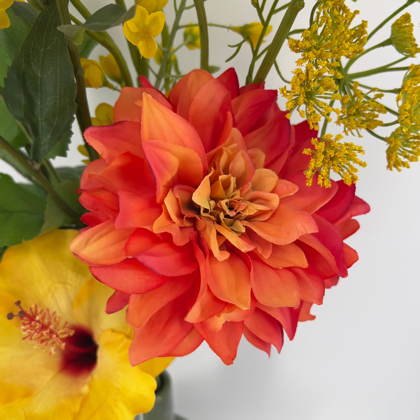 Dahlia tak oranje of perzik/roze, 64cm