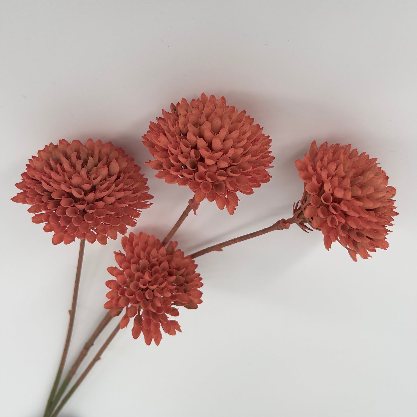Flower honey comb orange,yellow, soft pink en white van Colmore, 72cm