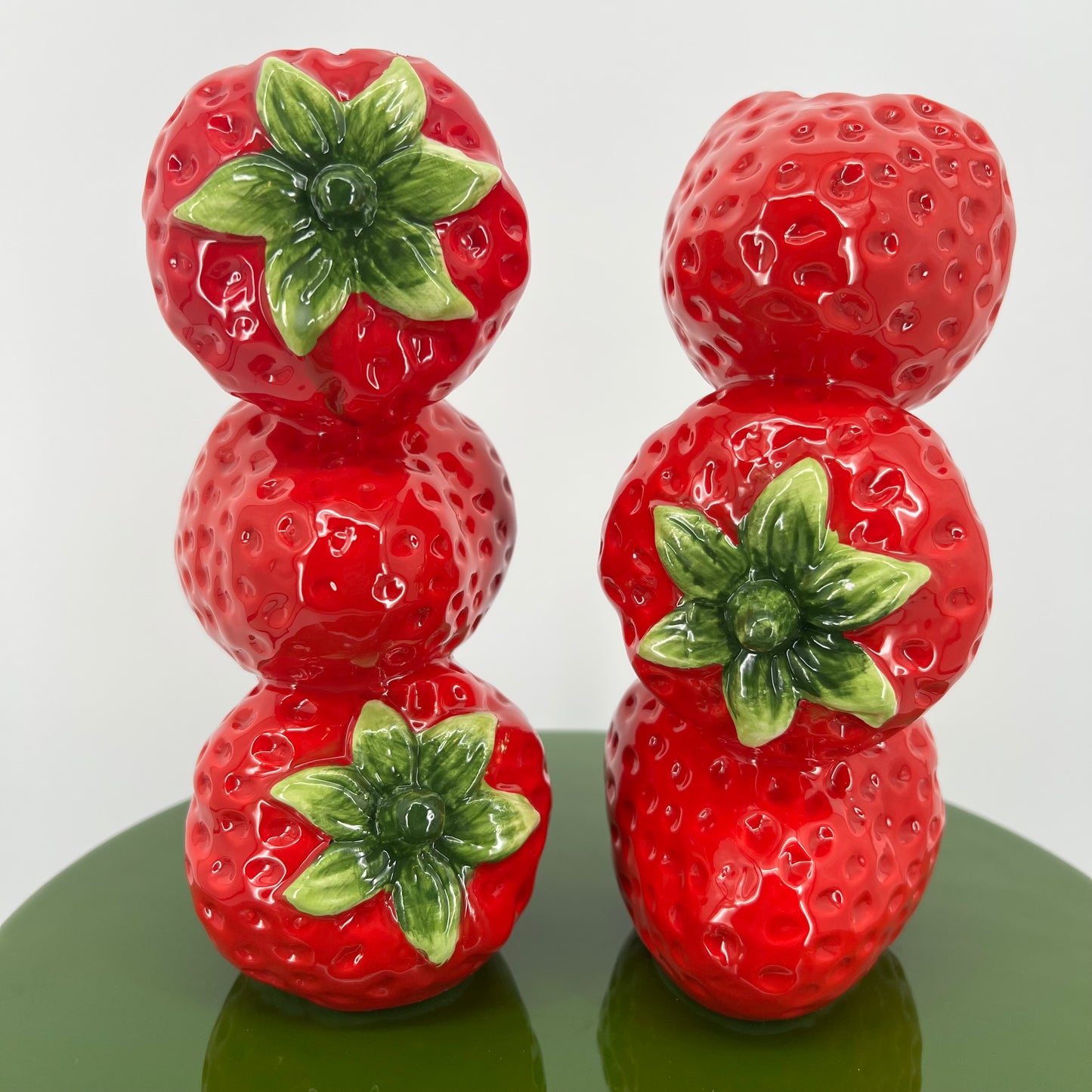 Vrolijke fruit vaasjes in citroen, aardbei en mandarijn, 19-20cm