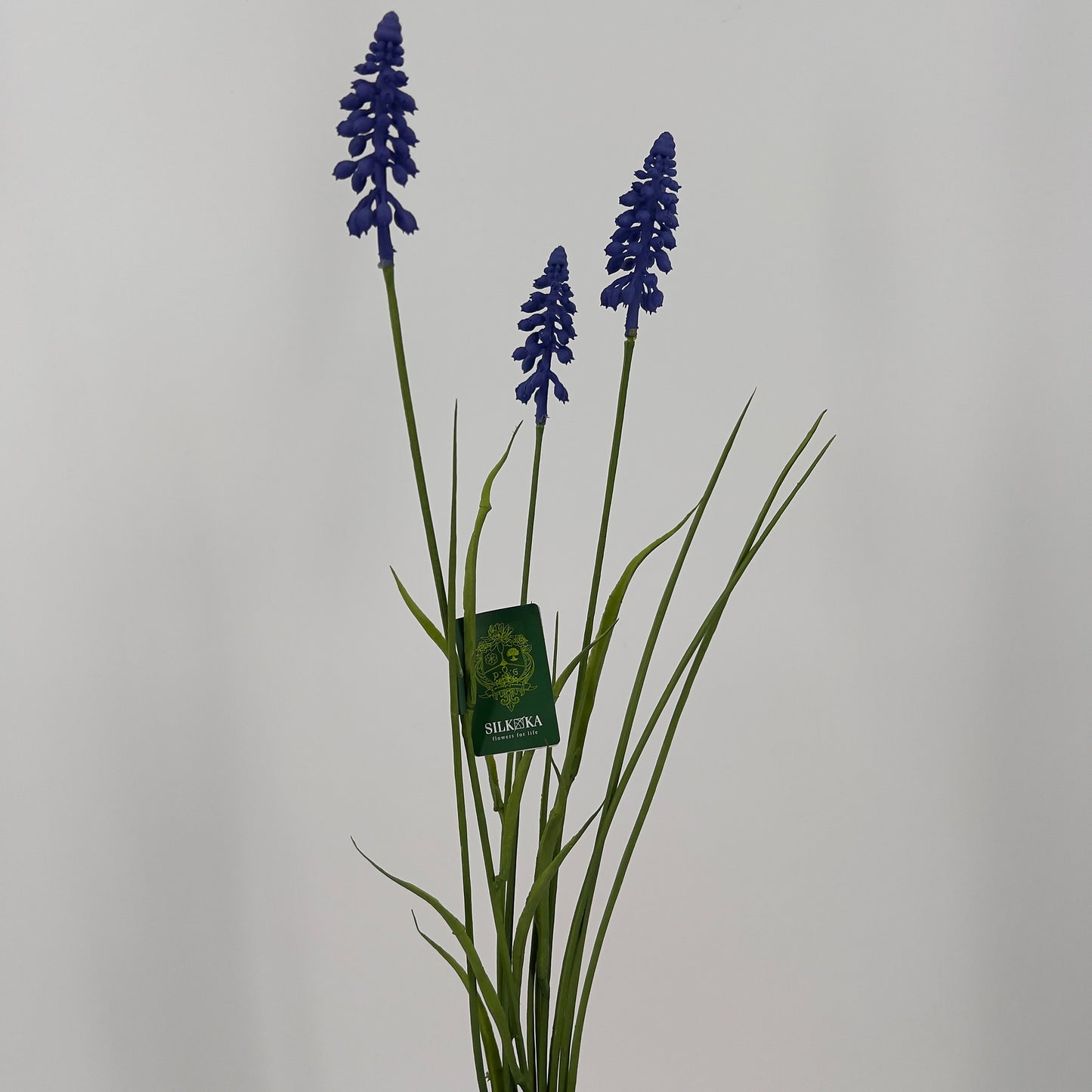 Silk-ka blauwe druifjes kunstbloemen blauw en donker blauw, 73 cm